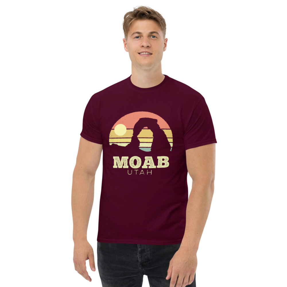 Moab Utah Arches T-shirt - Image 2