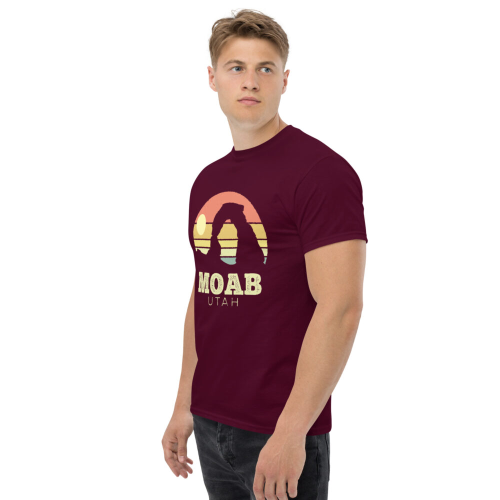 Moab Utah Arches T-shirt - Image 3