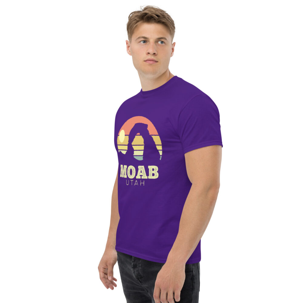 Moab Utah Arches T-shirt - Image 8